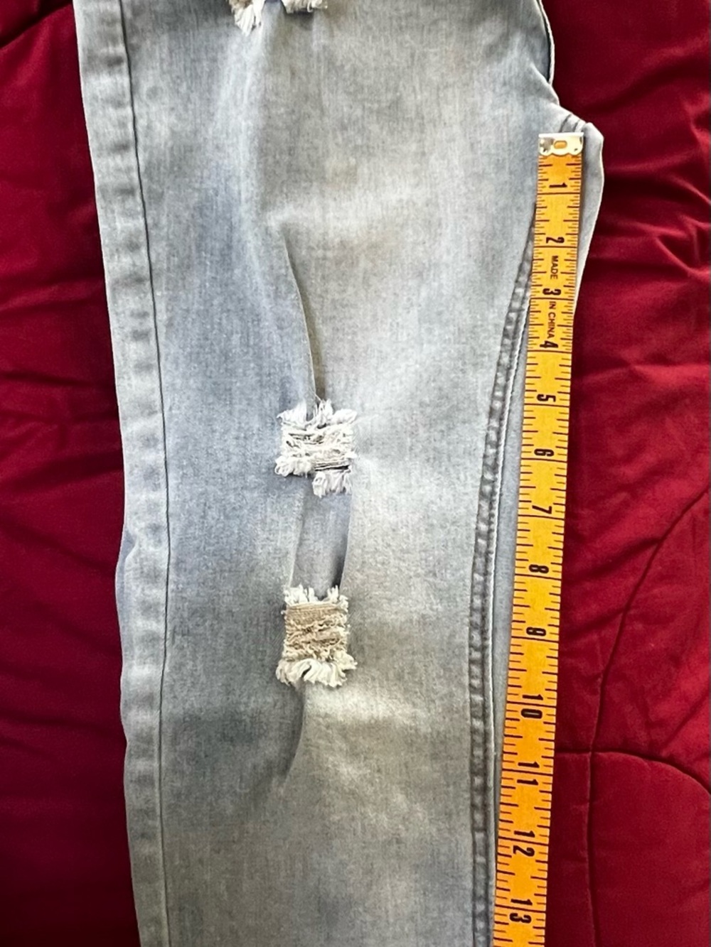 Women's Light Gray Distressed Stretch Jeans